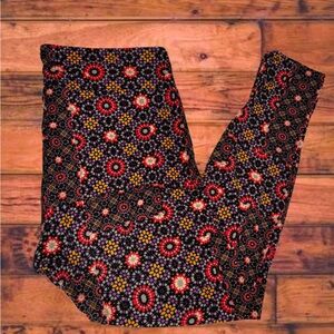 3/$30 LulaRoe Tall&Curvy Leggings